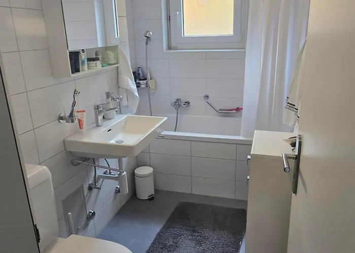 Kristall F Apartamento *